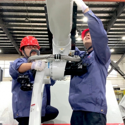 浙江雷諾爾電氣：以技術(shù)革新破解工業(yè)機(jī)器人線(xiàn)纜保護(hù)痛點(diǎn)
