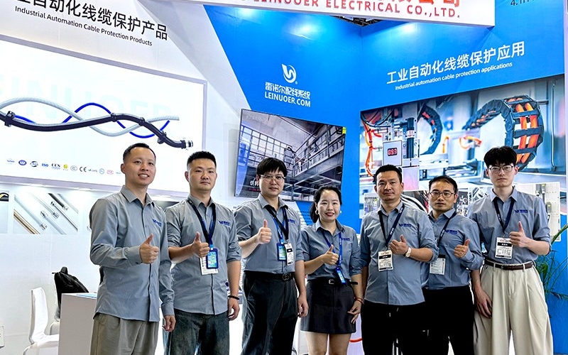 浙江雷諾爾電氣參展工博會圓滿成功，工業(yè)線纜連接保護方案收獲關注與認可